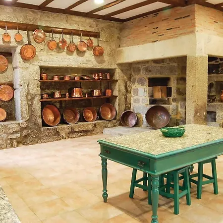 Sleeps 17 Wifi * Negrelos