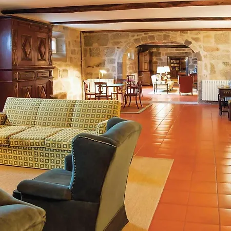 Sleeps 17 Wifi